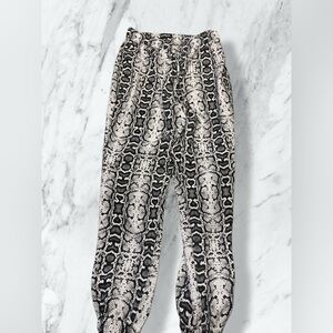 Express Black and White Snake Print High Rise Pants